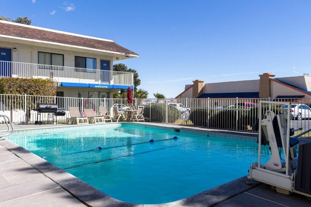 Motel 6-Mojave, CA - Airport Motel 6-Mojave, CA - Airport